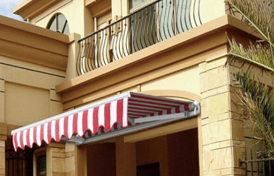 选择与遮阳篷厂家合作的原因有哪些？